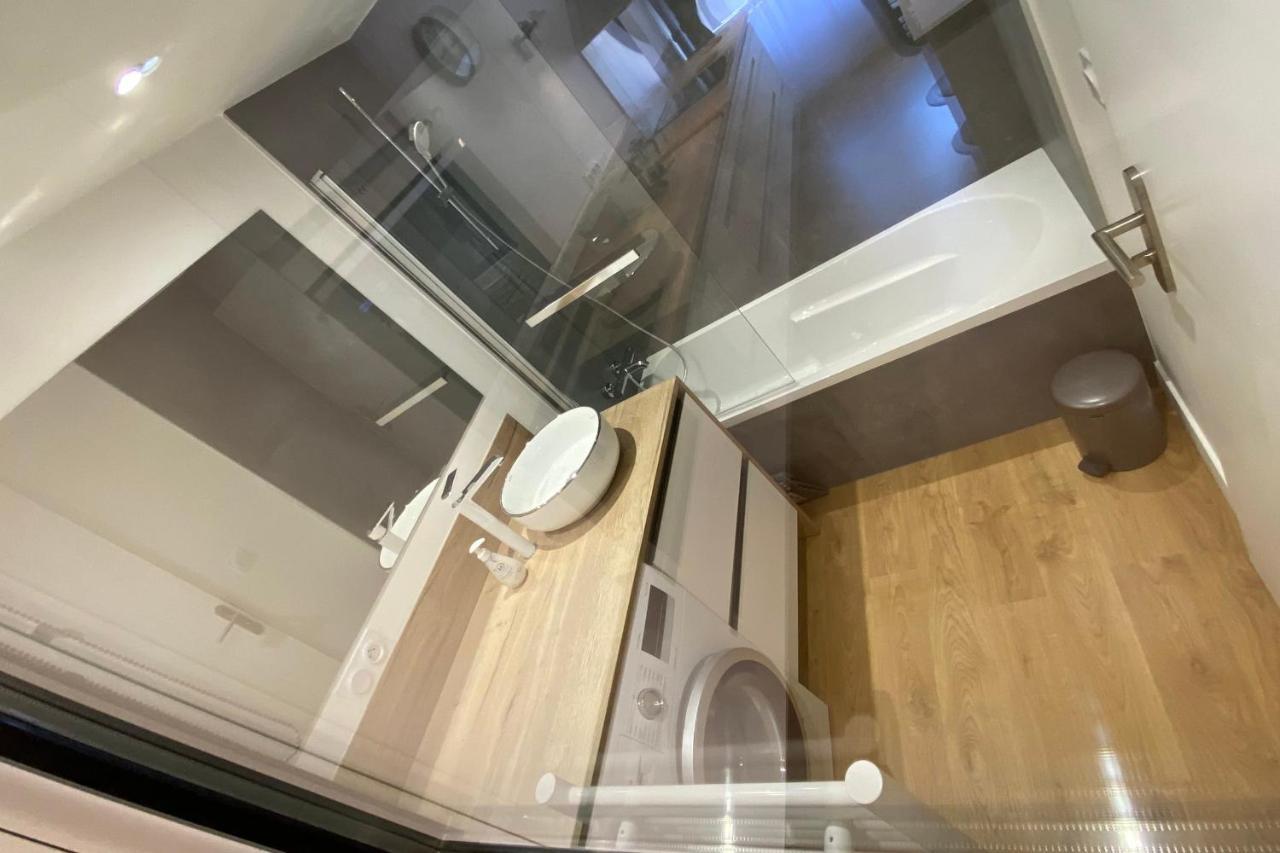 Le Royal 4 - Apartment For 4 People In The City Center Анси Экстерьер фото